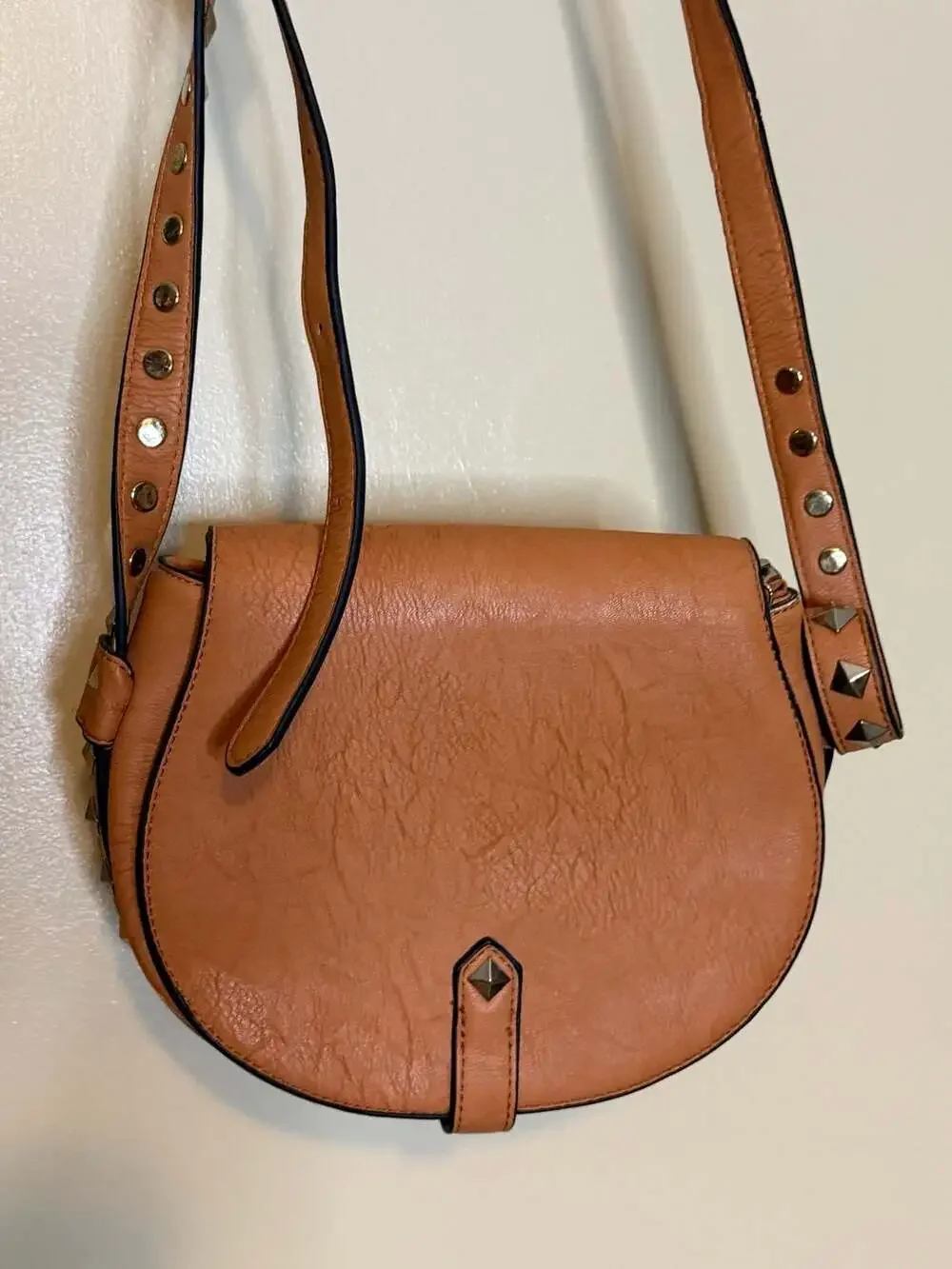 Tan Saddle Crossbody Bag Studded Strap Faux Leather Boho Handbag